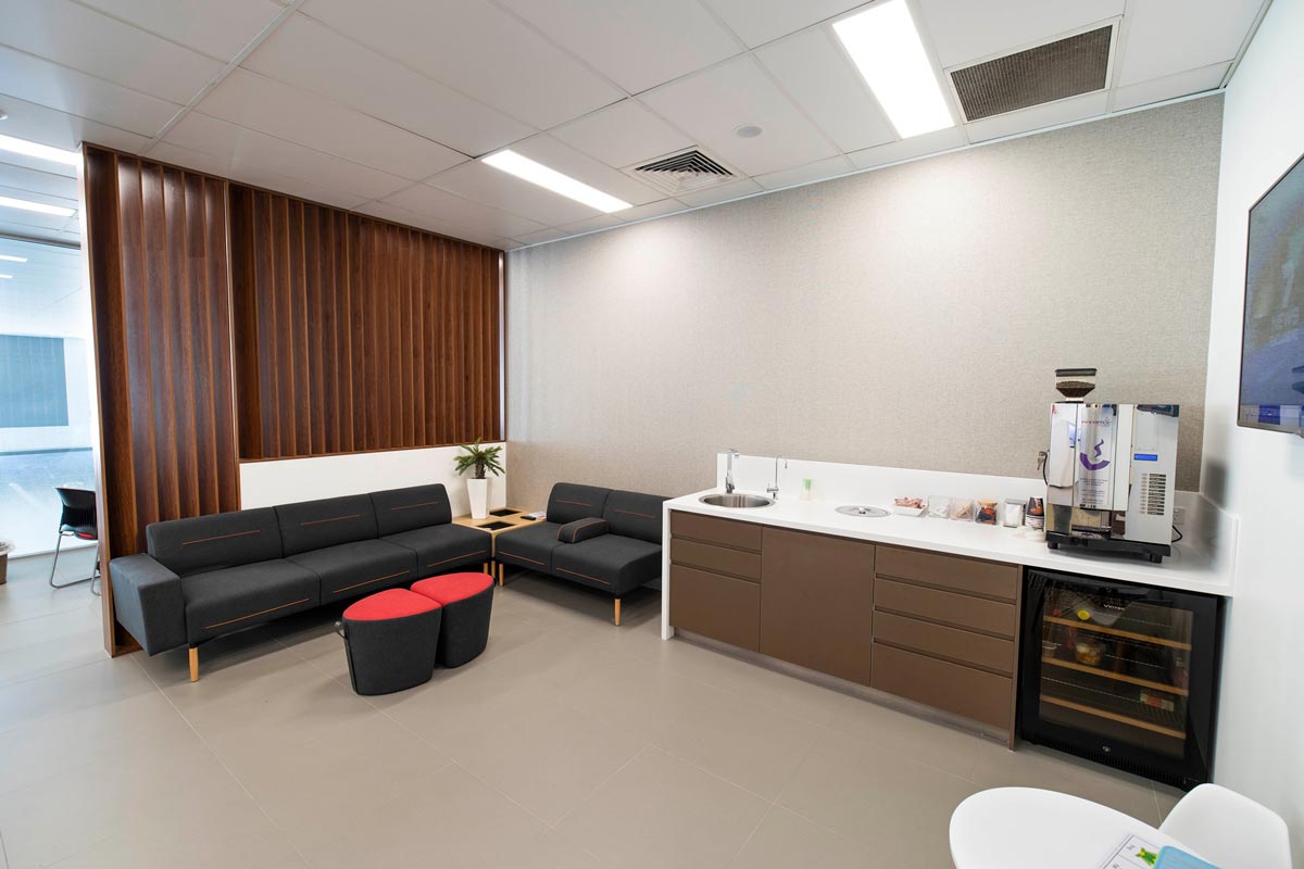 Read more about the article How To Choose The Right Contractor For Your Commercial Fit-Out Project